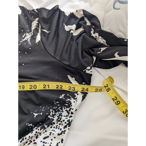 Vivica A. Fox Jumpsuit Women 1X Black Wht Bell-Slv Abstract Splatter Art To Wear - Picture 11 of 13